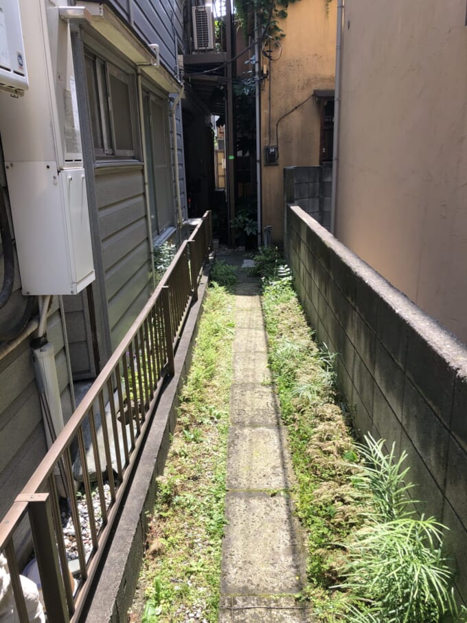 旗竿地 はたざおち は売却が難しい 高く売るために知っておくべきこととは